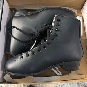 American Ice Skates - Figure Skates - Black Leather - Skate Size 11